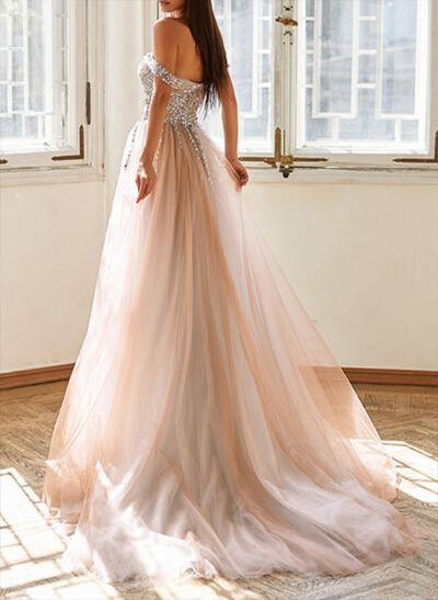 A-Line Sweetheart Sequins Sleeveless Sweep Train Prom Dresses With Split Front