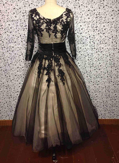 A-Line/Princess Scoop Neck Tulle Tea-Length Prom Dress With Appliques Lace