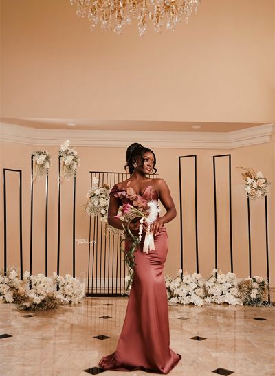 Trumpet/Mermaid One-Shoulder/Sweetheart Sweep Train Silk Like Satin Bridesmaid Dresses