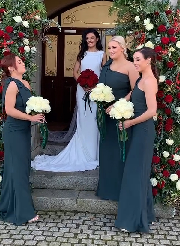 Sheath/Column One-Shoulder Sleeveless Bridesmaid Dresses With Bow(s)