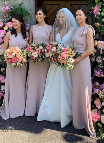 Sheath/Column Scoop Neck Sleeveless Bridesmaid Dresses With Bow(s)