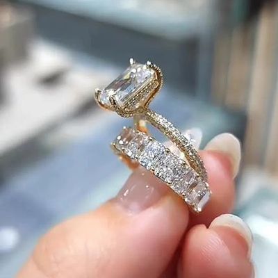 Gorgeous Emerald Cut Wedding Set For Women In Sterling Silver