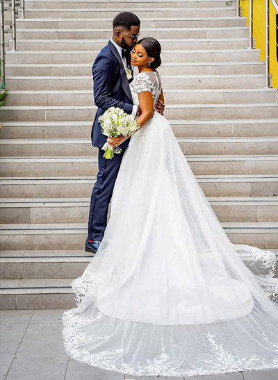 V-Neck Short Sleeves Court Train Lace/Satin Wedding Dresses With Lace