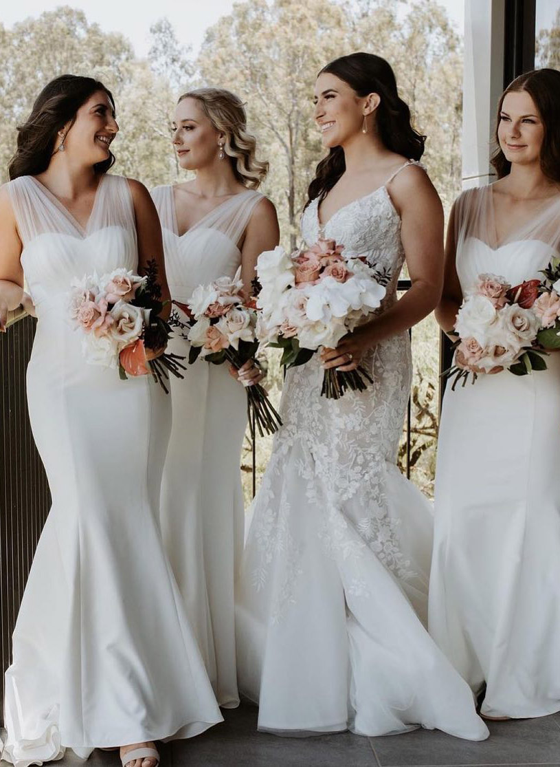 V-Neck Trumpet/Mermaid Chiffon Tulle Bridesmaid Dresses