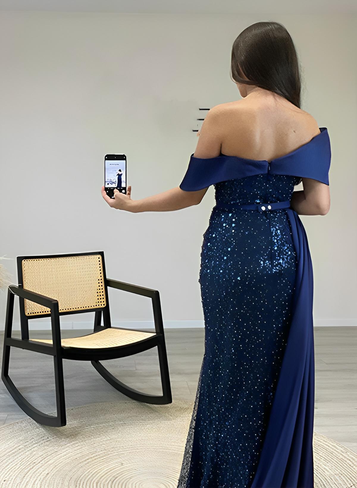 Sheath Off-The-Shoulder Long Sleeves Sweep Train Sequined Prom Dresses With Split Front